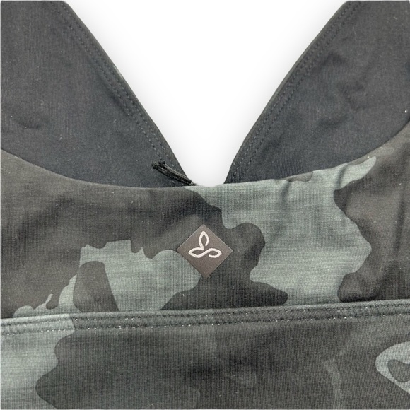 NWT Prana Layna Brami in Black Camo Print size Small - Picture 5 of 5